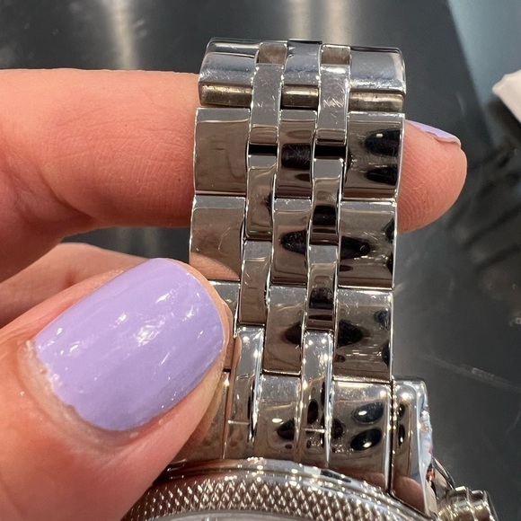 MICHAEL KORS Ritz Chronograph chrome date watch 5020 EUC - Picture 8 of 9